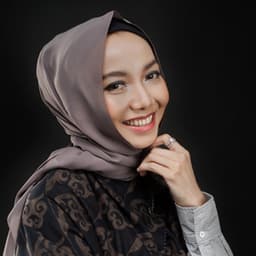 Shinta Dhanuwardoyo